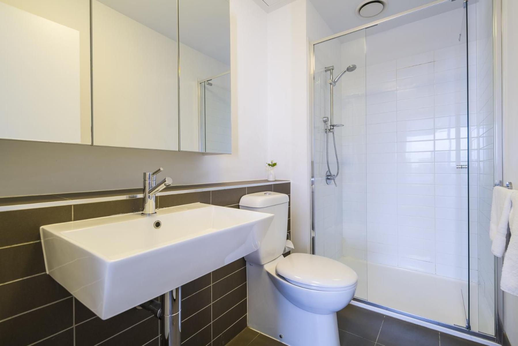 Hudson Sea View Apartments Southern Cross Station Cbd 멜번 객실 사진